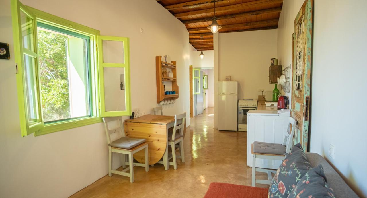 Simboro House - Kythoikies Holiday Houses Kýthira Екстериор снимка