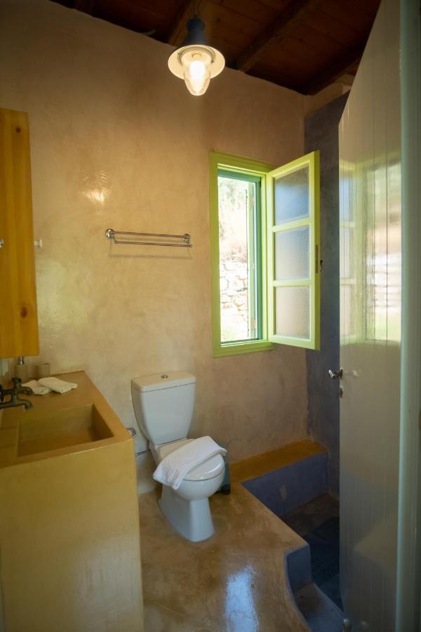 Simboro House - Kythoikies Holiday Houses Kýthira Екстериор снимка